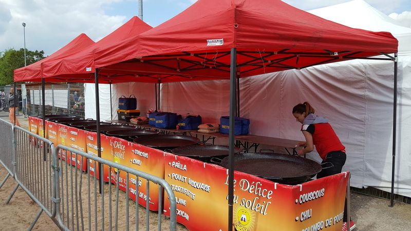 stand exterieur pour paella geante