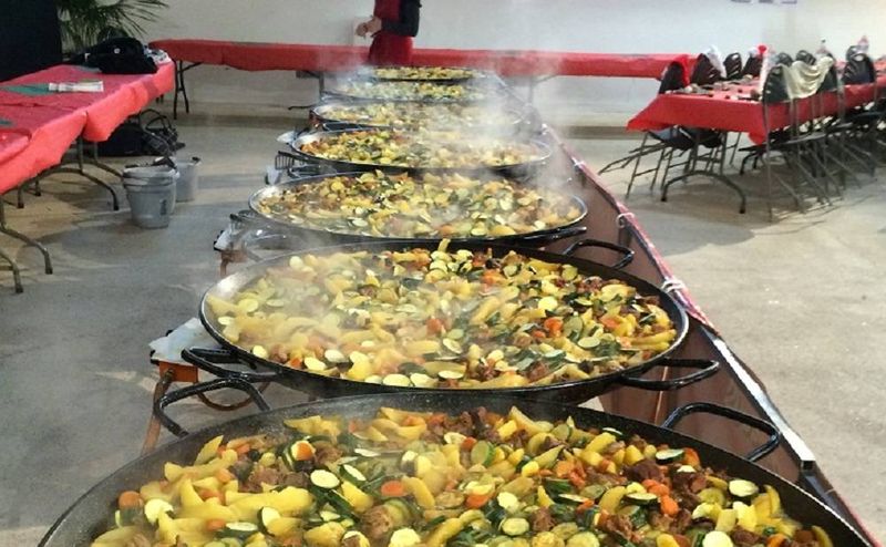 Tajine 70 personnes fait par Le Délice Du Soleil à Huest, 27930 Le Samedi 18 Avril 2015